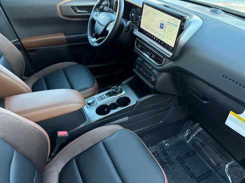 New 2025 Ford Bronco Sport Outer Banks w/ Outer Banks Tech Package+ image 23