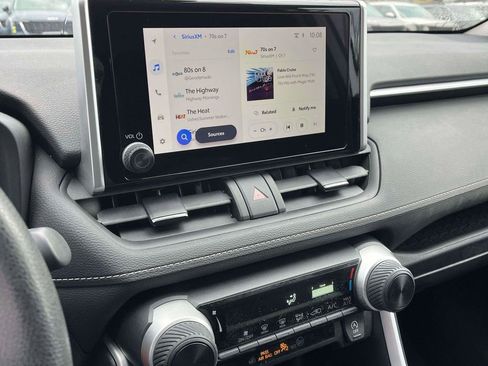 Used 2024 Toyota RAV4 LE image 19