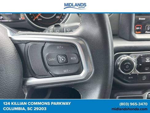 Used 2018 Jeep Wrangler Unlimited Sahara AWD/4WD image 20
