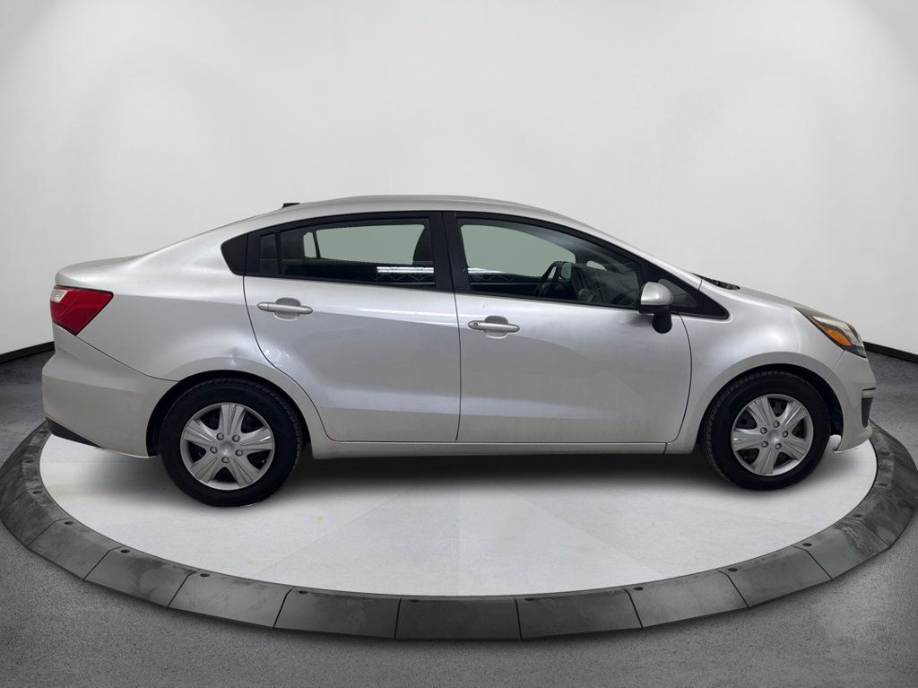 Used 2016 Kia Rio LX FWD image 4