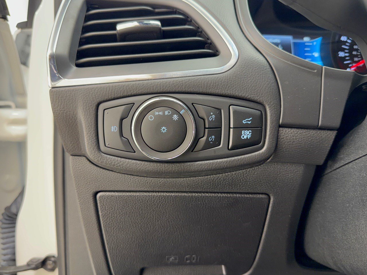Used 2023 Ford Edge ST AWD/4WD image 31