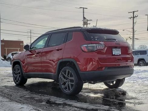 New 2026 Jeep Compass Limited AWD/4WD image 3