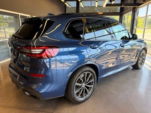 Used 2022 BMW X5 M50i w/ Climate Comfort Package AWD/4WD image 5