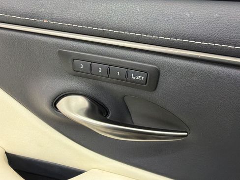 Used 2022 Lexus ES 350 w/ Premium Package FWD image 19