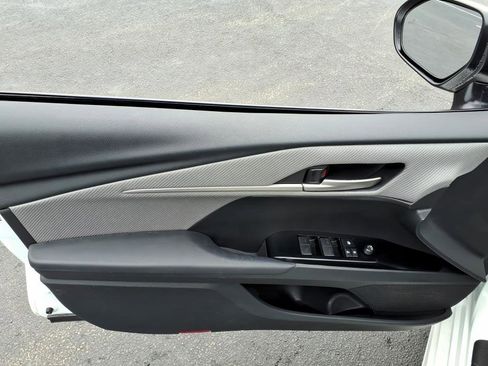 Certified 2025 Toyota Camry SE w/ Convenience Package image 13