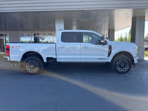 Certified 2026 Ford F350 Platinum AWD/4WD image 3