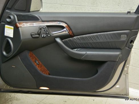Used 2004 Mercedes-Benz S 500 4MATIC image 8