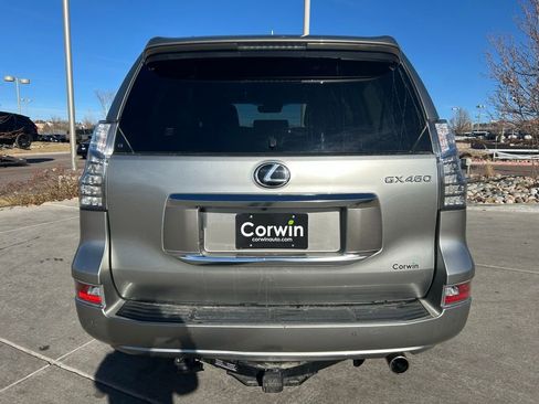 Used 2021 Lexus GX 460 Premium w/ Premium Package image 7