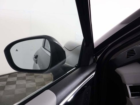 New 2025 Mitsubishi Outlander AWD image 43