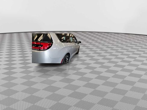 New 2026 Chrysler Pacifica Select w/ S Appearance Package image 8