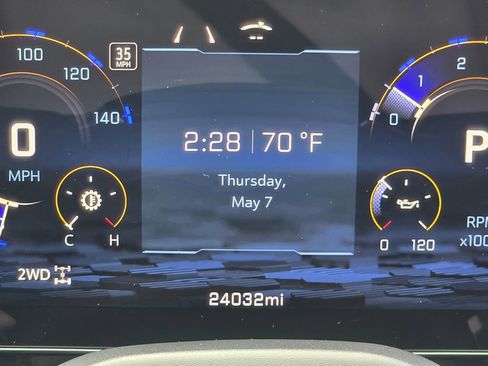 Certified 2025 Chevrolet Tahoe Z71 w/ Z71 Off-Road Package AWD/4WD image 35