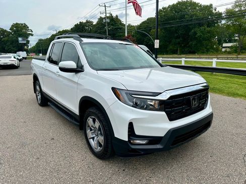 Used 2025 Honda Ridgeline RTL image 3