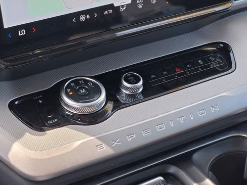 New 2025 Ford Expedition Max Active image 31