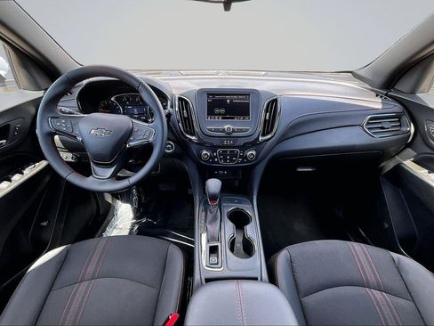 Used 2024 Chevrolet Equinox RS FWD image 17