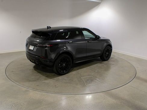 Used 2025 Land Rover Range Rover Evoque Dynamic SE image 5