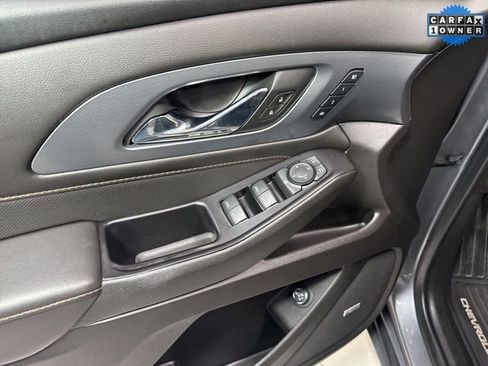 Used 2019 Chevrolet Traverse Premier w/ Driver Confidence II Package image 11
