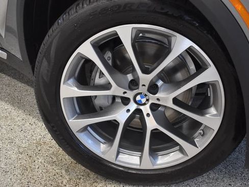 New 2026 BMW X5 xDrive40i w/ Premium Package AWD/4WD image 23