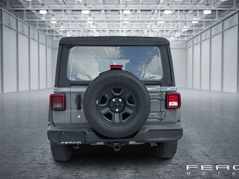Used 2020 Jeep Wrangler Unlimited Sport image 4