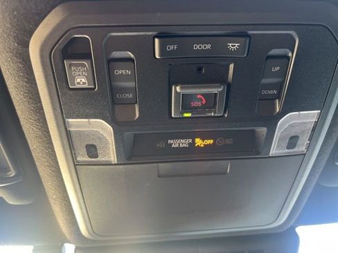 Used 2025 Toyota 4Runner Limited image 23