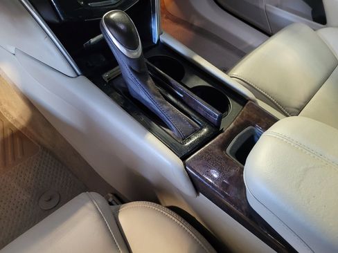 Used 2013 Cadillac XTS image 26