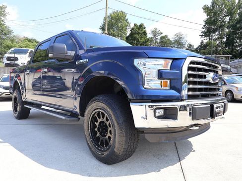Used 2015 Ford F150 XLT w/ Equipment Group 301A Mid AWD/4WD image 9