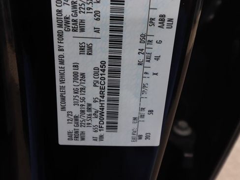 Certified 2024 Ford F450 Lariat AWD/4WD image 25