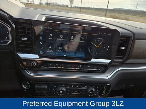 Used 2025 Chevrolet Silverado 1500 High Country w/ High Country Premium Package AWD/4WD image 28