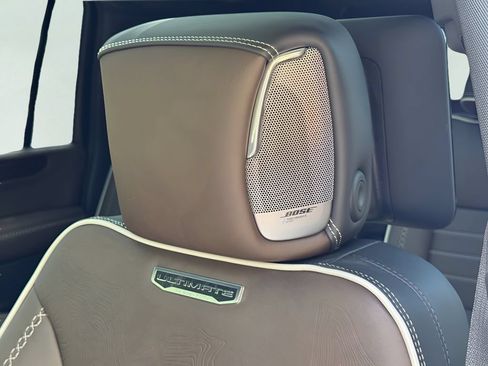 New 2026 GMC Yukon XL Denali Ultimate w/ LPO, Floor Liner Package AWD/4WD image 10