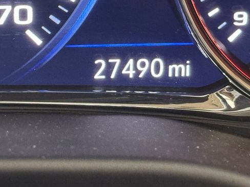 Used 2023 GMC Acadia Denali w/ Denali Technology Package image 16