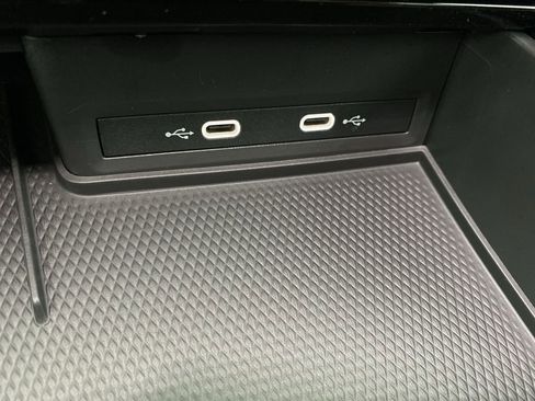 New 2025 Volkswagen Atlas Cross Sport SE image 22