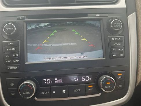 Used 2016 Nissan Altima 2.5 SL w/ 2.5 Technology w/LED Package FWD image 60