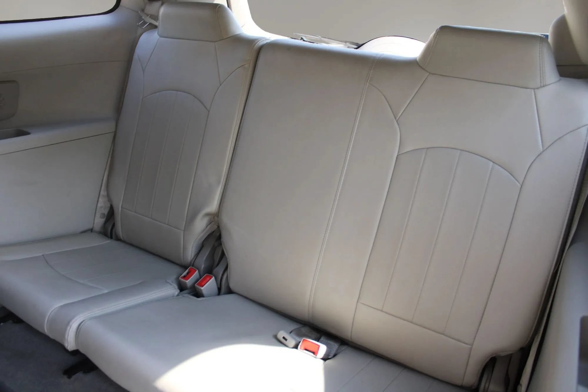 Used 2015 Buick Enclave Premium w/ Experience Buick Package FWD image 20
