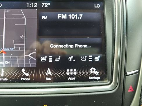 Used 2017 Lincoln MKX Reserve w/ Lincoln MKX Climate Package FWD image 11