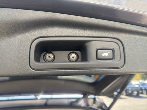 Used 2022 Honda Pilot Special Edition image 16