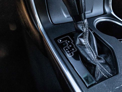 Certified 2017 Toyota Camry LE image 25