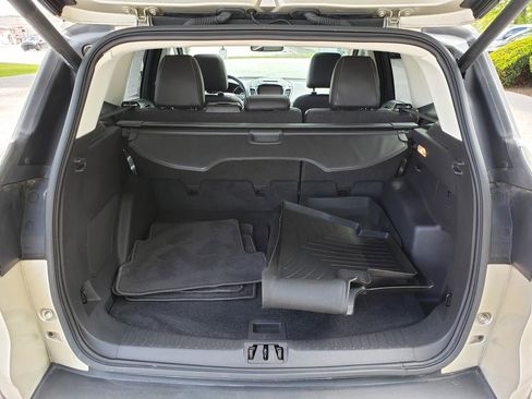 Used 2017 Ford Escape Titanium AWD/4WD image 15