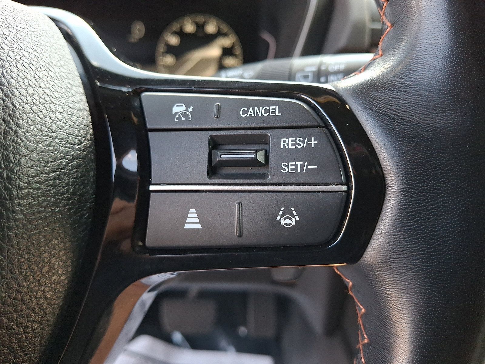 Used 2023 Honda Pilot TrailSport image 22
