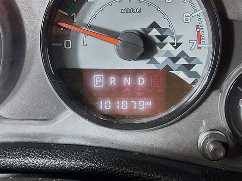 Used 2017 Jeep Wrangler Unlimited Sahara AWD/4WD image 17