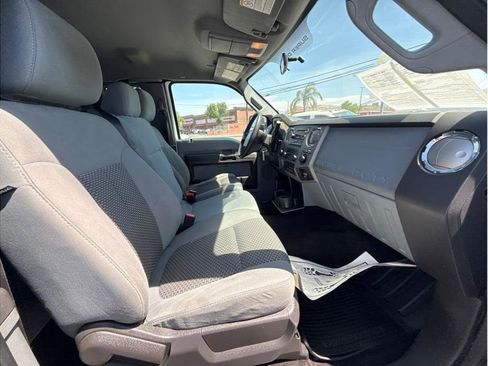 Used 2011 Ford F350 XLT w/ XLT Interior Pkg RWD image 6