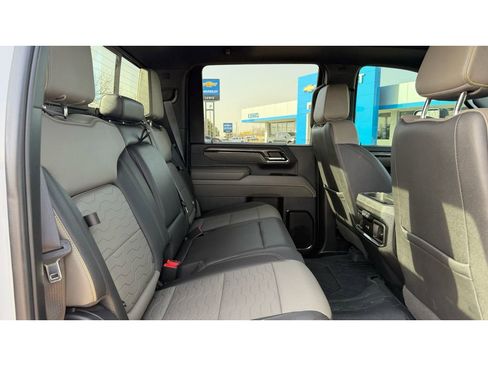 Certified 2024 Chevrolet Silverado 2500 ZR2 w/ Technology Package image 21