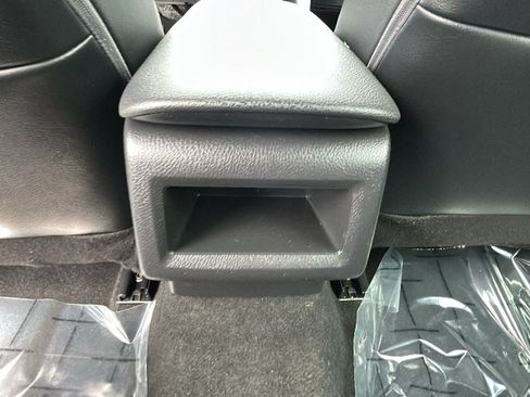 Used 2022 Toyota Camry SE FWD image 25