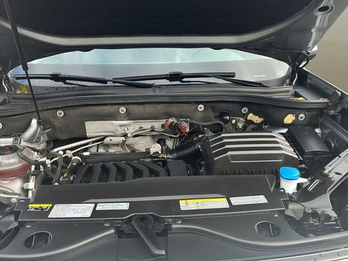 Used 2021 Volkswagen Atlas SEL R-Line image 11