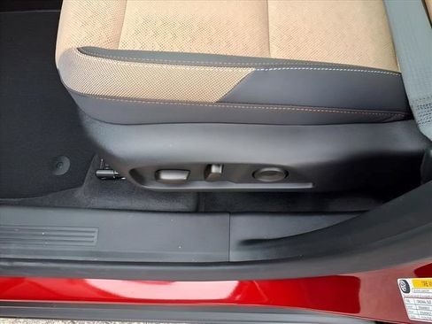 New 2026 Chevrolet Equinox ACTIV w/ Convenience Package III AWD/4WD image 18