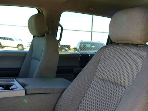 Used 2017 Ford F250 XLT image 10