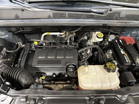 Used 2021 Chevrolet Trax LS FWD image 24