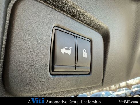 Used 2023 Nissan Rogue SV w/ SV Premium B Package image 25