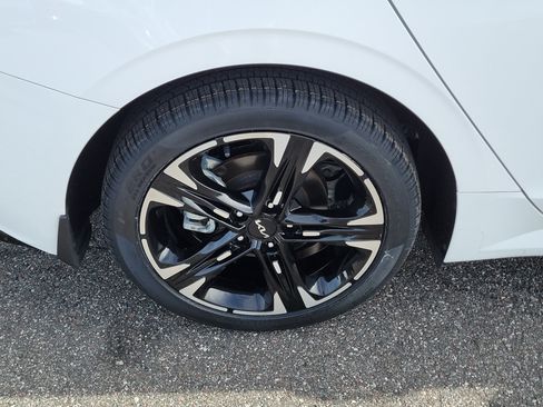 Used 2024 Kia K5 GT-Line w/ GT-Line Premium Package FWD image 38