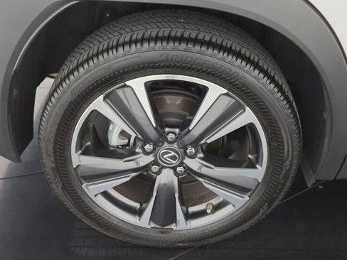 Certified 2024 Lexus UX 250h FWD image 10
