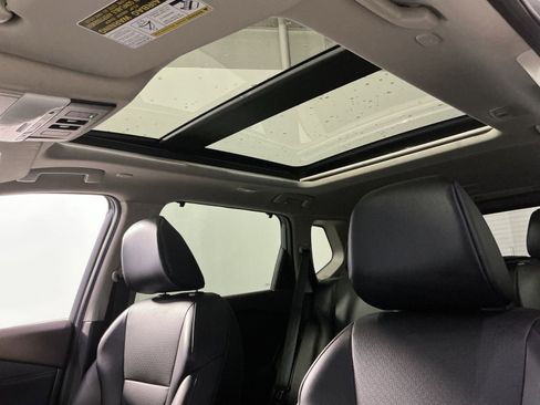 Used 2023 Nissan Rogue SV w/ SV Premium Package image 30