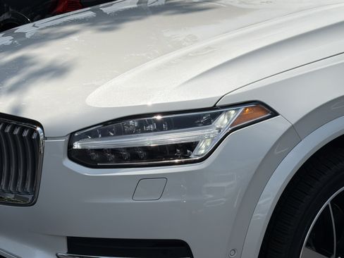 Certified 2023 Volvo XC90 B6 Plus w/ Protection Package Premier AWD/4WD image 6